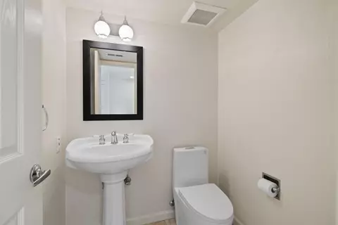 Bath - 92 Patrick Way, Half Moon Bay, CA 94019 photo 3 of 4