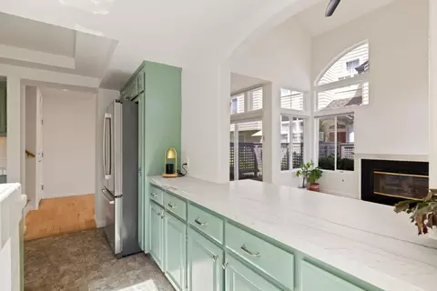 Kitchen - 92 Patrick Way, Half Moon Bay, CA 94019 photo 3 of 6