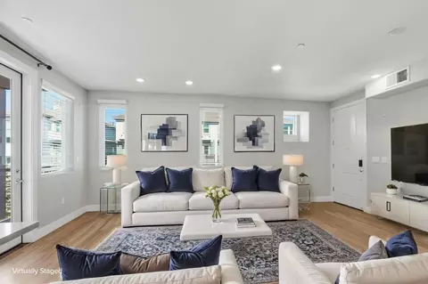 Living - 1461 Currant Rd 30, Milpitas, CA 95035 photo 1 of 4