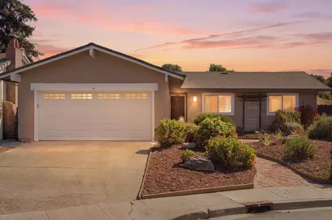 81 Franklin Cir, San Juan Bautista, CA 95045