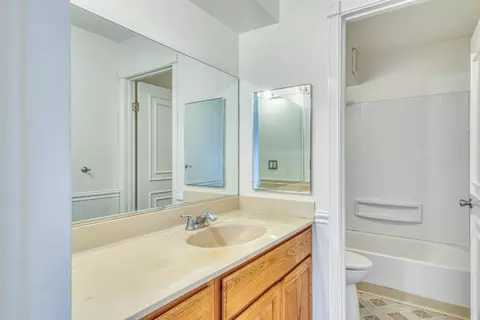 Bath - 2398 N Main St A, Salinas, CA 93906 photo 1 of 4