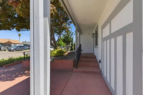 Exterior - 21968 Orange Ave, Castro Valley, CA 94546 photo 9 of 17