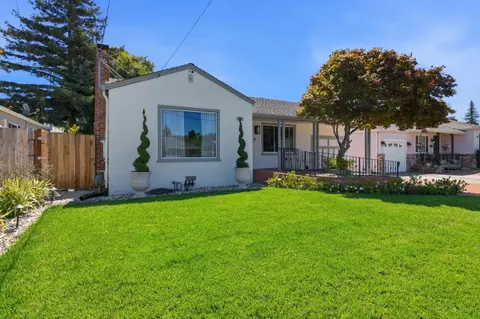 Exterior - 21968 Orange Ave, Castro Valley, CA 94546 photo 4 of 17