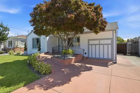 Exterior - 21968 Orange Ave, Castro Valley, CA 94546 photo 3 of 17