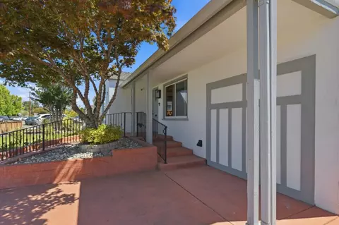 Exterior - 21968 Orange Ave, Castro Valley, CA 94546 photo 5 of 17