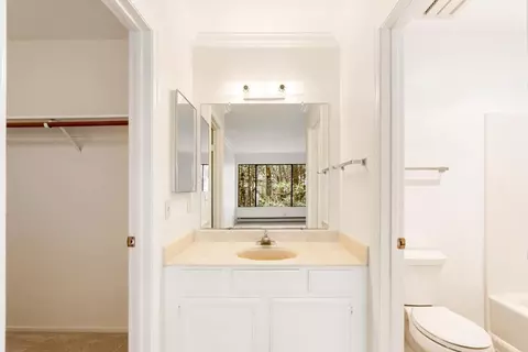 Bath - 75 Ocean Pines Ln, Pebble Beach, CA 93953 photo 3 of 3