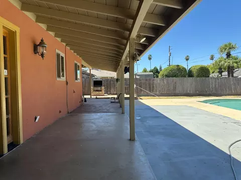 Krest St, Madera, CA 93637 photo 17