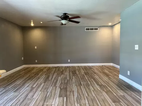 Krest St, Madera, CA 93637 photo 8