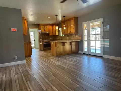 Krest St, Madera, CA 93637 photo 10