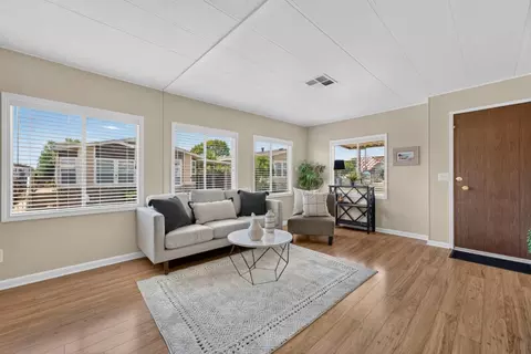 144 Holm Rd 14, Watsonville, CA 95076