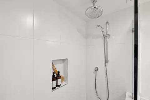 Bath - 520 Francisco Dr, Burlingame, CA 94010 photo 9 of 9