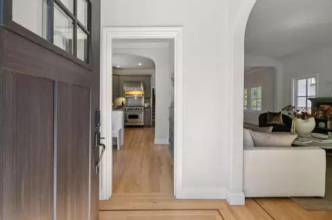 Entry Way - 520 Francisco Dr, Burlingame, CA 94010 photo 1 of 17