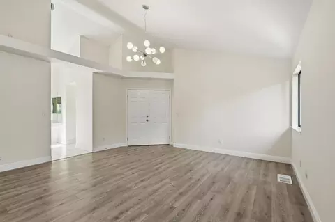 Living - 213 Wellfleet Dr, Vallejo, CA 94591 photo 4 of 4