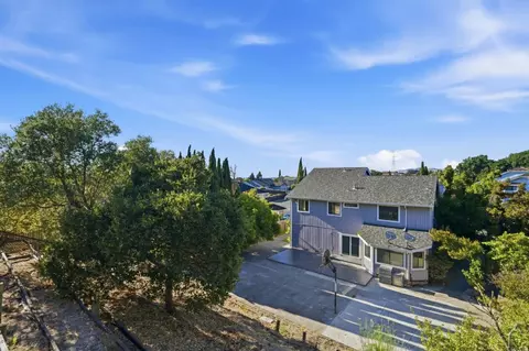 Exterior - 213 Wellfleet Dr, Vallejo, CA 94591 photo 6 of 7