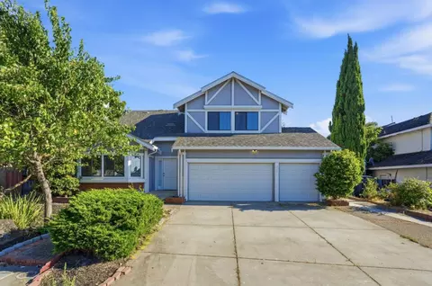 213 Wellfleet Dr, Vallejo, CA 94591