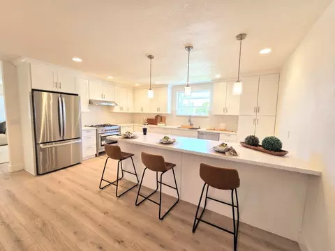 Kitchen - 200 Kamson Way, Campbell, CA 95008 photo 2 of 4