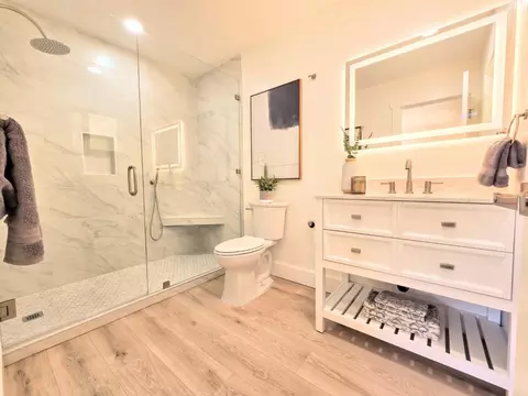 Bath - 200 Kamson Way, Campbell, CA 95008 photo 3 of 3