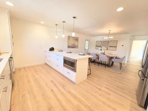 Kitchen - 200 Kamson Way, Campbell, CA 95008 photo 1 of 4