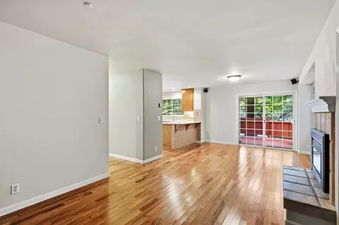 Living - 360 Carrera Cir, Aptos, CA 95003 photo 7 of 11