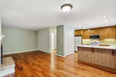 Living - 360 Carrera Cir, Aptos, CA 95003 photo 10 of 11