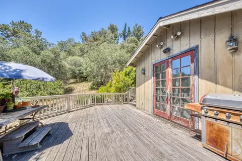 Exterior - 17 Enos Ln, Watsonville, CA 95076 photo 5 of 7