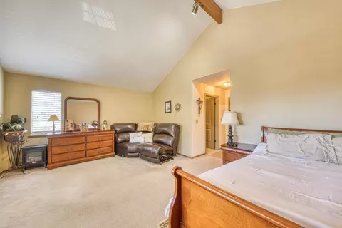 Bedroom - 17 Enos Ln, Watsonville, CA 95076 photo 2 of 3