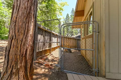 Exterior - 2320 Mustang Rd, Arnold, CA 95223 photo 9 of 11