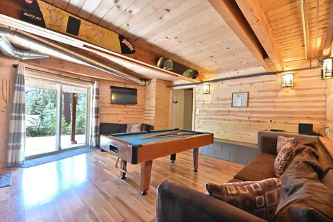 Living - 2320 Mustang Rd, Arnold, CA 95223 photo 4 of 4