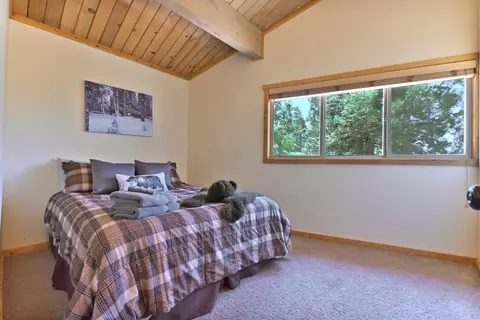 Bedroom - 2320 Mustang Rd, Arnold, CA 95223 photo 3 of 4