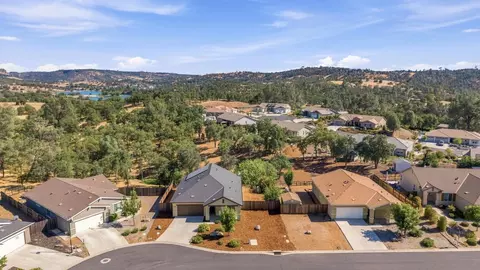 View/Area - 216 Raccoon Hollow Loop, Copperopolis, CA 95228 photo 7 of 8