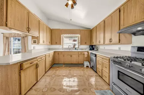 1696 Vallejo St, Seaside, CA 93955 photo 12