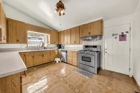 1696 Vallejo St, Seaside, CA 93955 photo 11
