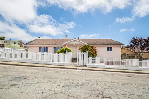 1696 Vallejo St, Seaside, CA 93955 photo 2