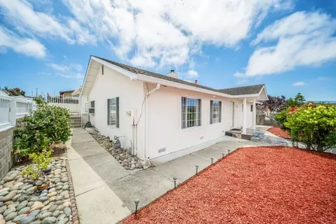 1696 Vallejo St, Seaside, CA 93955 photo 5
