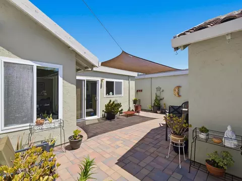 Exterior - 186 Crestview Ct, Watsonville, CA 95076 photo 8 of 12