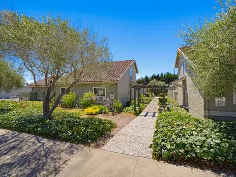 Exterior - 186 Crestview Ct, Watsonville, CA 95076 photo 3 of 12