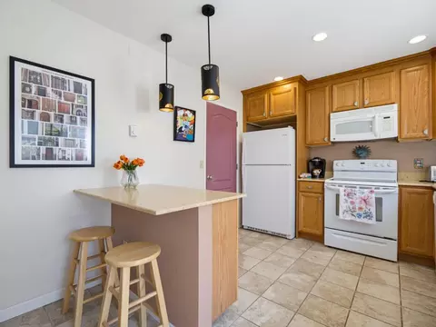 Kitchen - 186 Crestview Ct, Watsonville, CA 95076 photo 4 of 4
