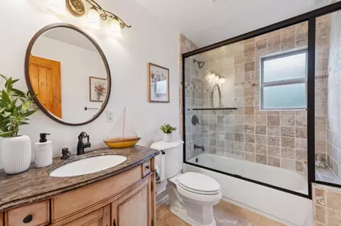 Bath - 1669 Beach Blvd, Pacifica, CA 94044 photo 2 of 7