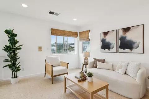 Living - 1669 Beach Blvd, Pacifica, CA 94044 photo 8 of 9
