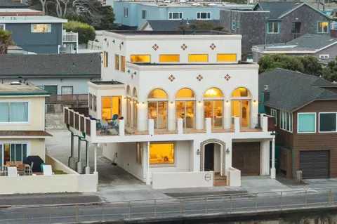 Exterior - 1669 Beach Blvd, Pacifica, CA 94044 photo 3 of 8