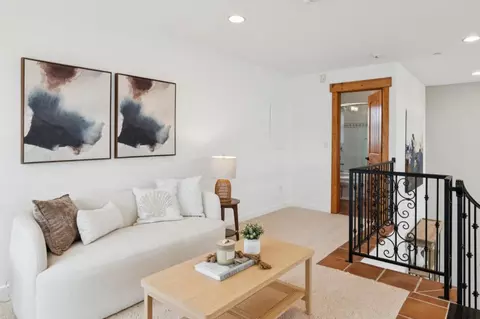 Entry Way - 1669 Beach Blvd, Pacifica, CA 94044 photo 5 of 8