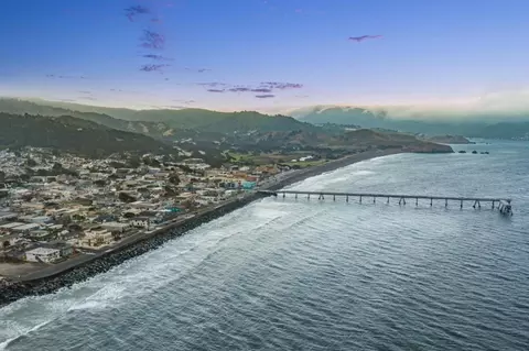 View/Area - 1669 Beach Blvd, Pacifica, CA 94044 photo 4 of 9