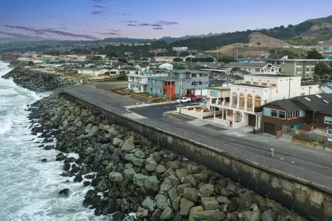 View/Area - 1669 Beach Blvd, Pacifica, CA 94044 photo 6 of 9