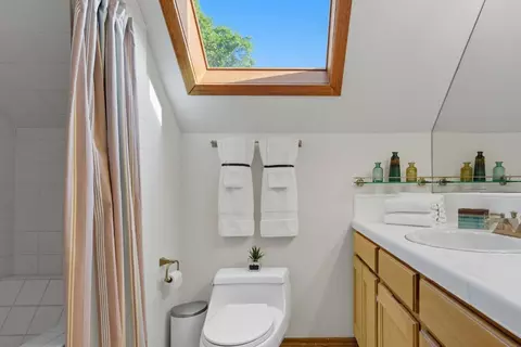 Bath - 600 Nicasio Way, Soquel, CA 95073 photo 2 of 2