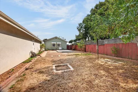 Exterior - 783 Josephine St, Salinas, CA 93905 photo 7 of 9