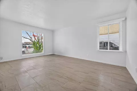Living - 783 Josephine St, Salinas, CA 93905 photo 2 of 3