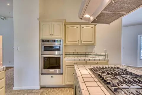 24720 Foothill Dr, Salinas, CA 93908 photo 12