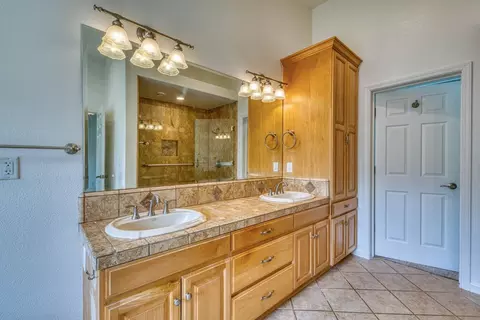 24720 Foothill Dr, Salinas, CA 93908 photo 24