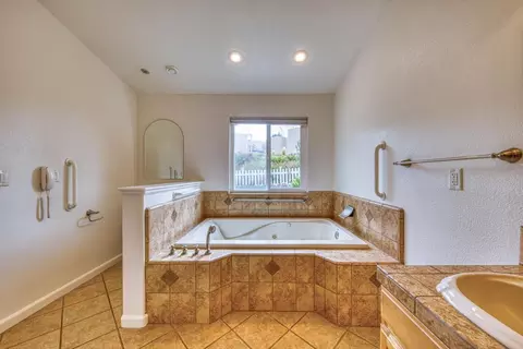 24720 Foothill Dr, Salinas, CA 93908 photo 25