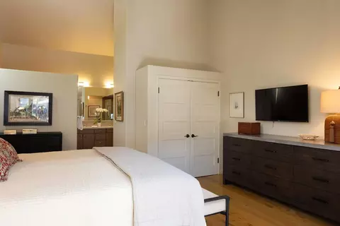 Bedroom - 28061 Heron Ct, Carmel, CA 93923 photo 2 of 4